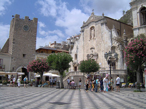 Piazza IX Aprile